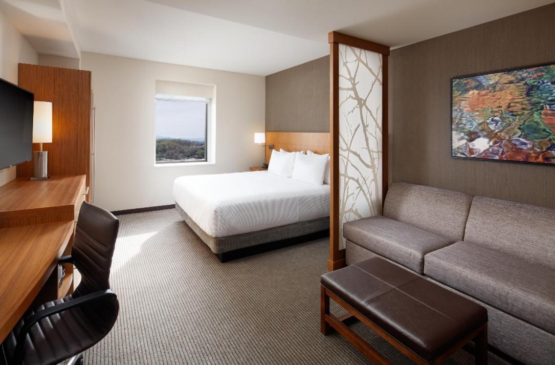 Hyatt Place Knoxville/Downtown Экстерьер фото